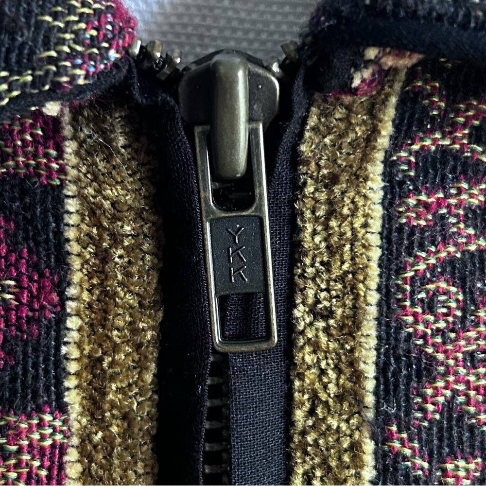SOHOCOMPAGNE Woven Quilt Coat With Cotton Interior - Picture 3 of 15